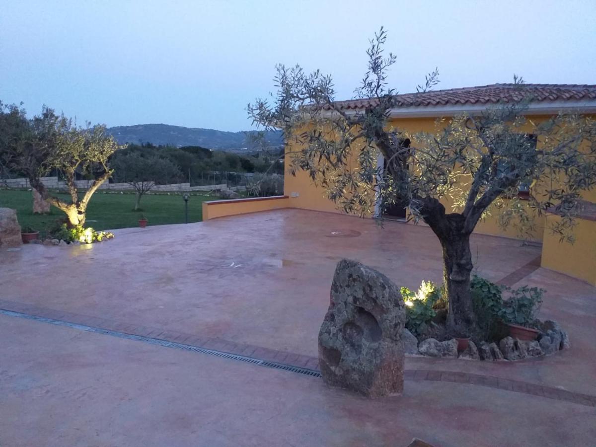 Villa Indipendente con PISCINA USO ESCLUSIVO Siniscola Exterior foto