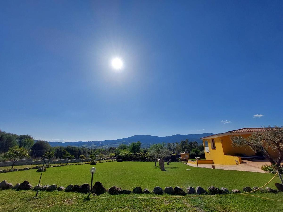 Villa Indipendente con PISCINA USO ESCLUSIVO Siniscola Exterior foto